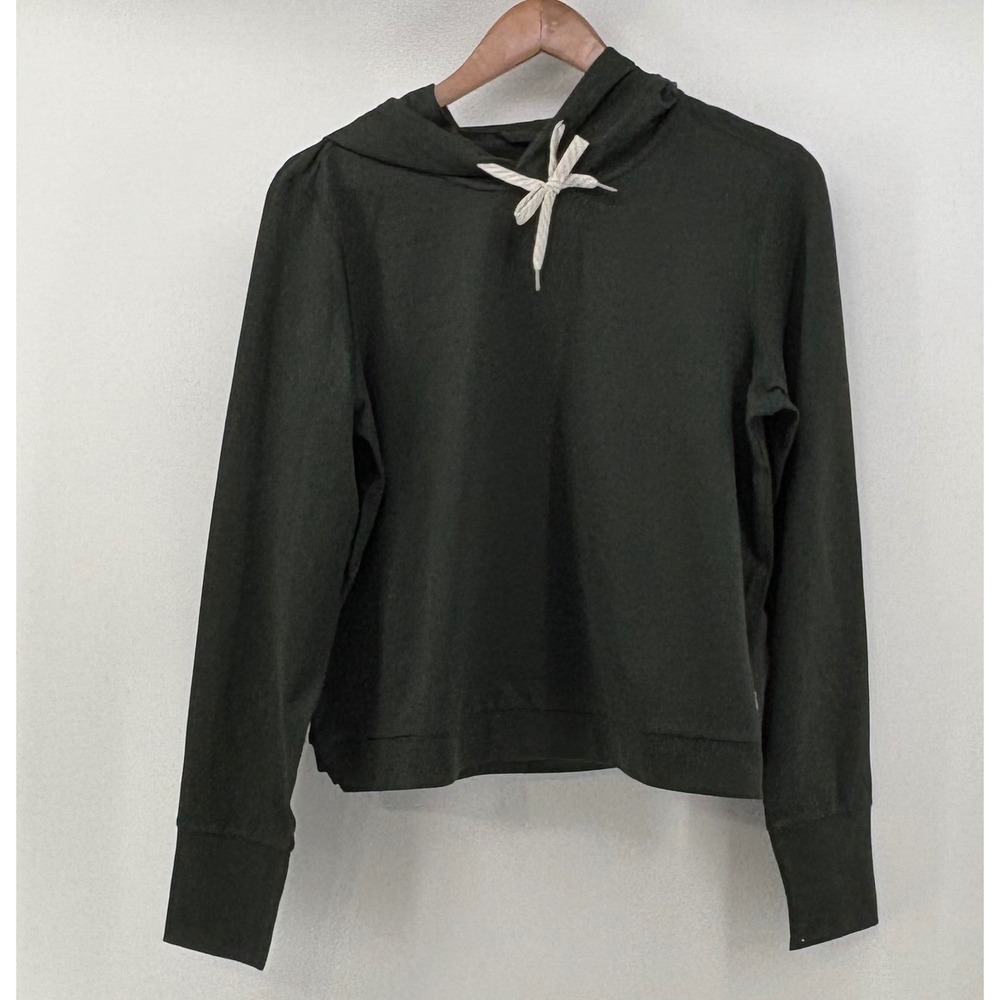 Vuori Halo Essential Hoodie Womens Medium Performance VW226 Dark Green